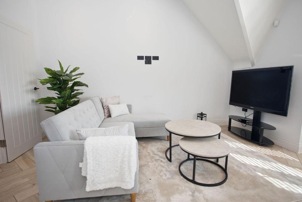 Ultra Stylish Apt Set In An Affluent Location 浦耳 外观 照片