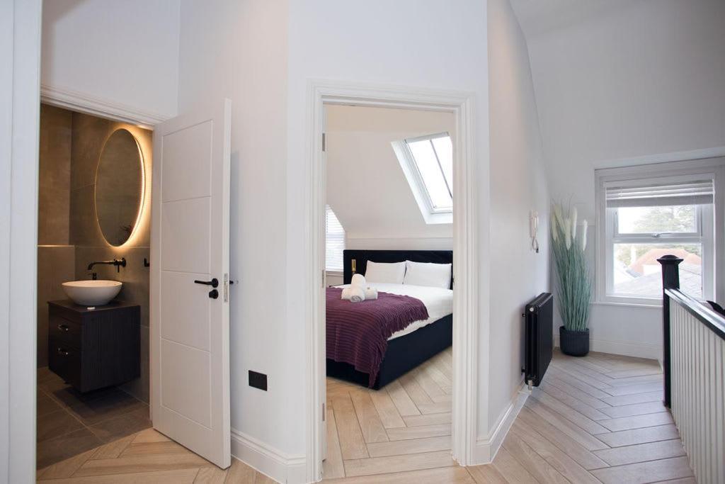 Ultra Stylish Apt Set In An Affluent Location 浦耳 外观 照片
